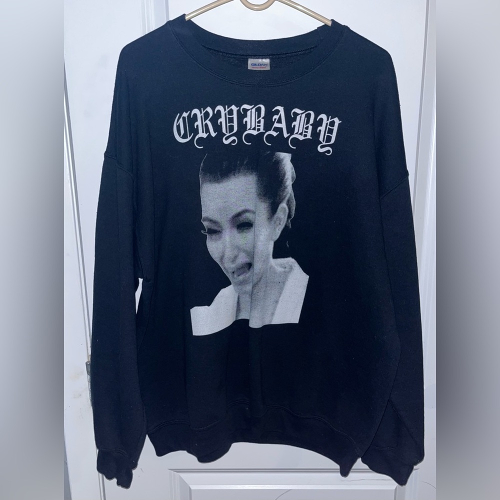 Kim Kardashian Black Long Sleeve CRYBABY Crewneck Gildan Sweatshirt XL - Picture 2 of 7